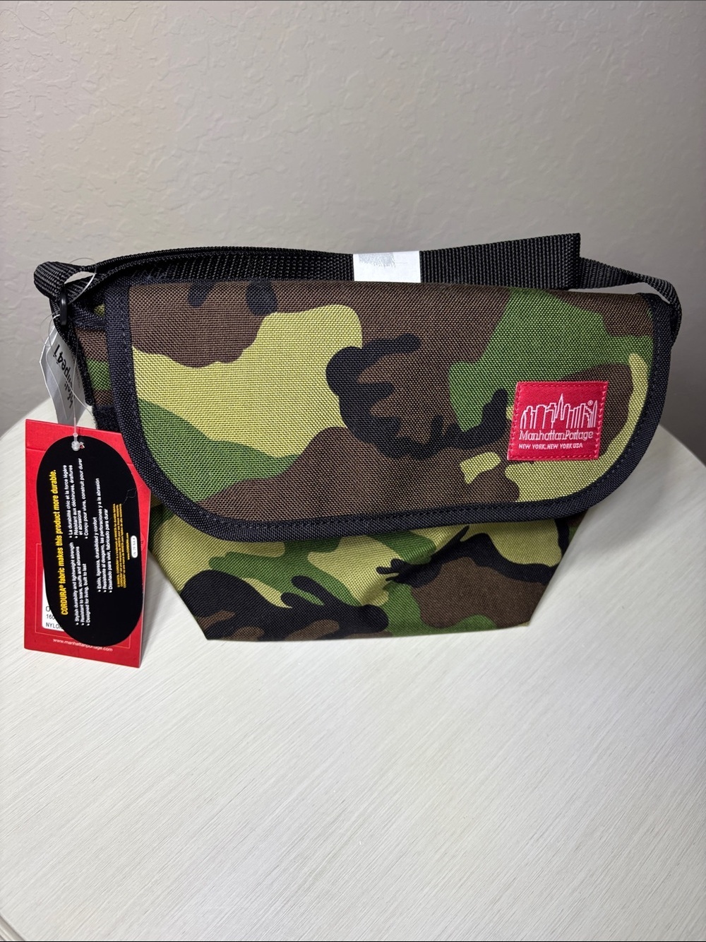 Manhattan Portage Mini NY Casual
Messenger Bag XXS Camo Cordura 1603 NWT - Picture 3 of 11